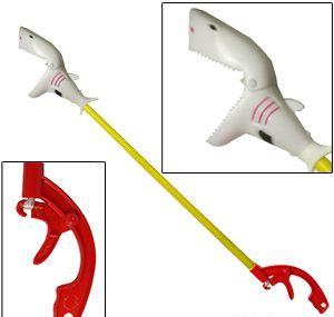 shark grabber toy
